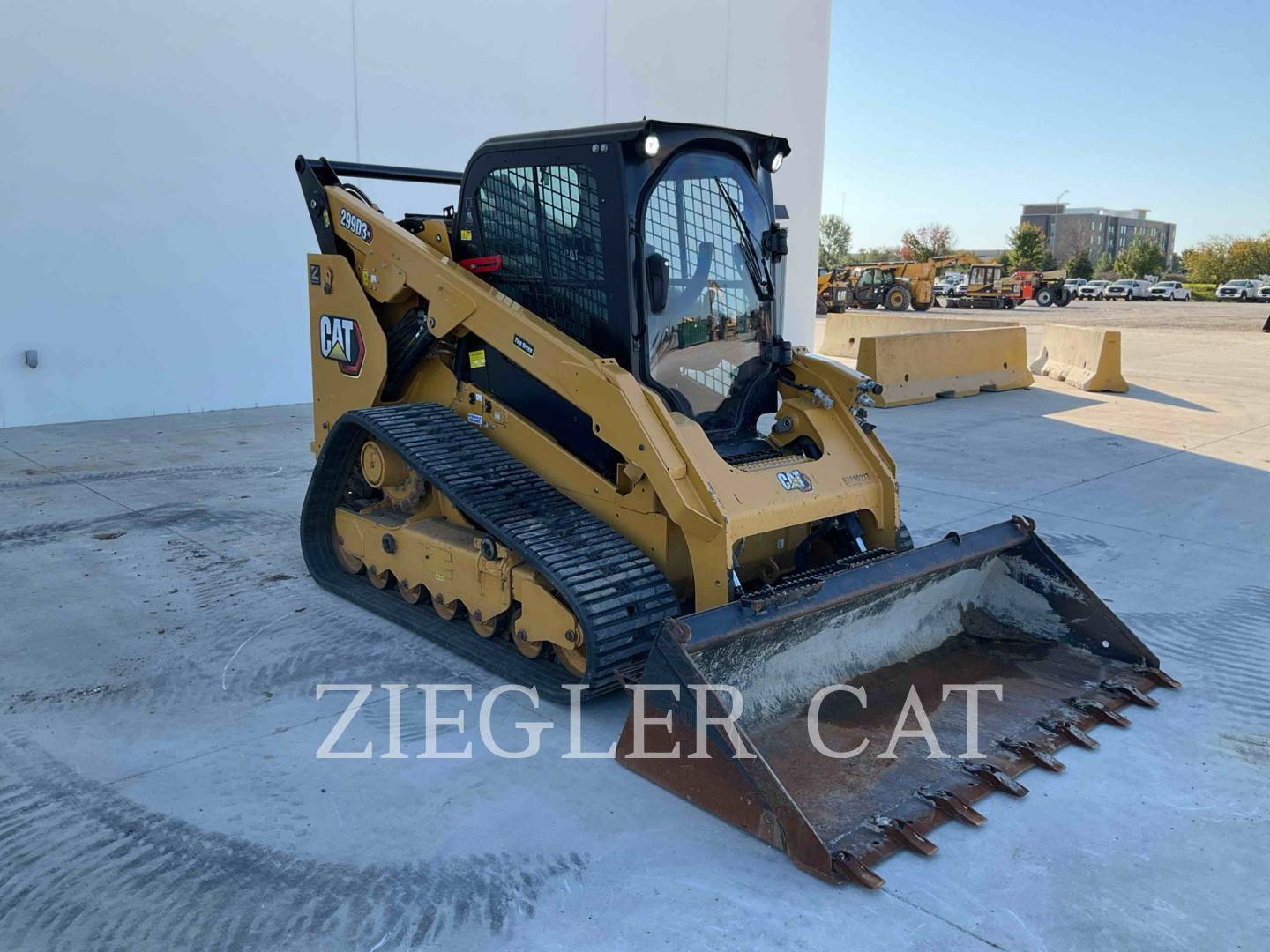 Caterpillar 299D3XE, 754 hours, S/N: B6203137, 2024 - Image 2