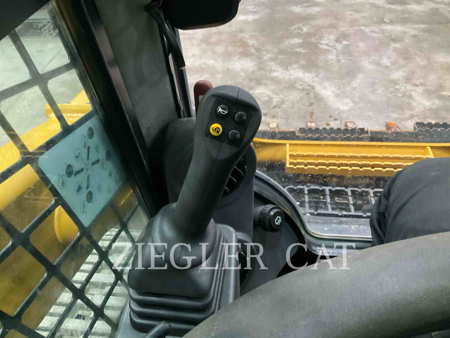 Caterpillar 299D3XE, 754 hours, S/N: B6203137, 2024 - Image 8