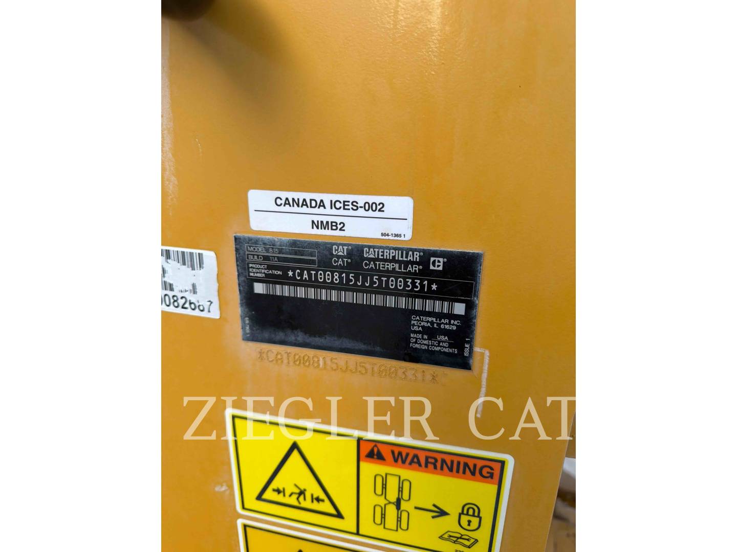 Caterpillar 815, Compactor, 699 hours, S/N: J5T00331, 2025 - Image 6