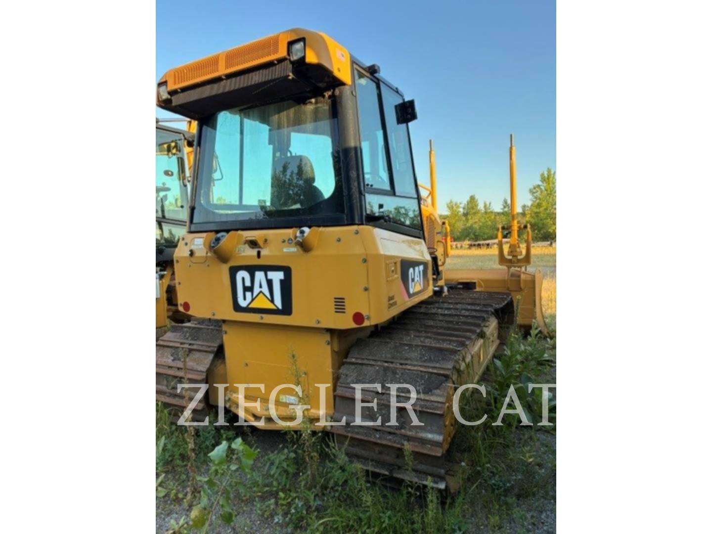 Caterpillar D5K2LGP, 320 hours, S/N: KY202875, 2017 - Image 3