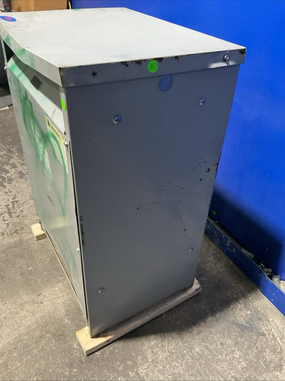 75 KVA 480 Delta Primary, 208Y/120 Secondary, Cutler-Hammer N43M28T75A, Dry Type Transformer, 3PH, 60 Hz - Image 5