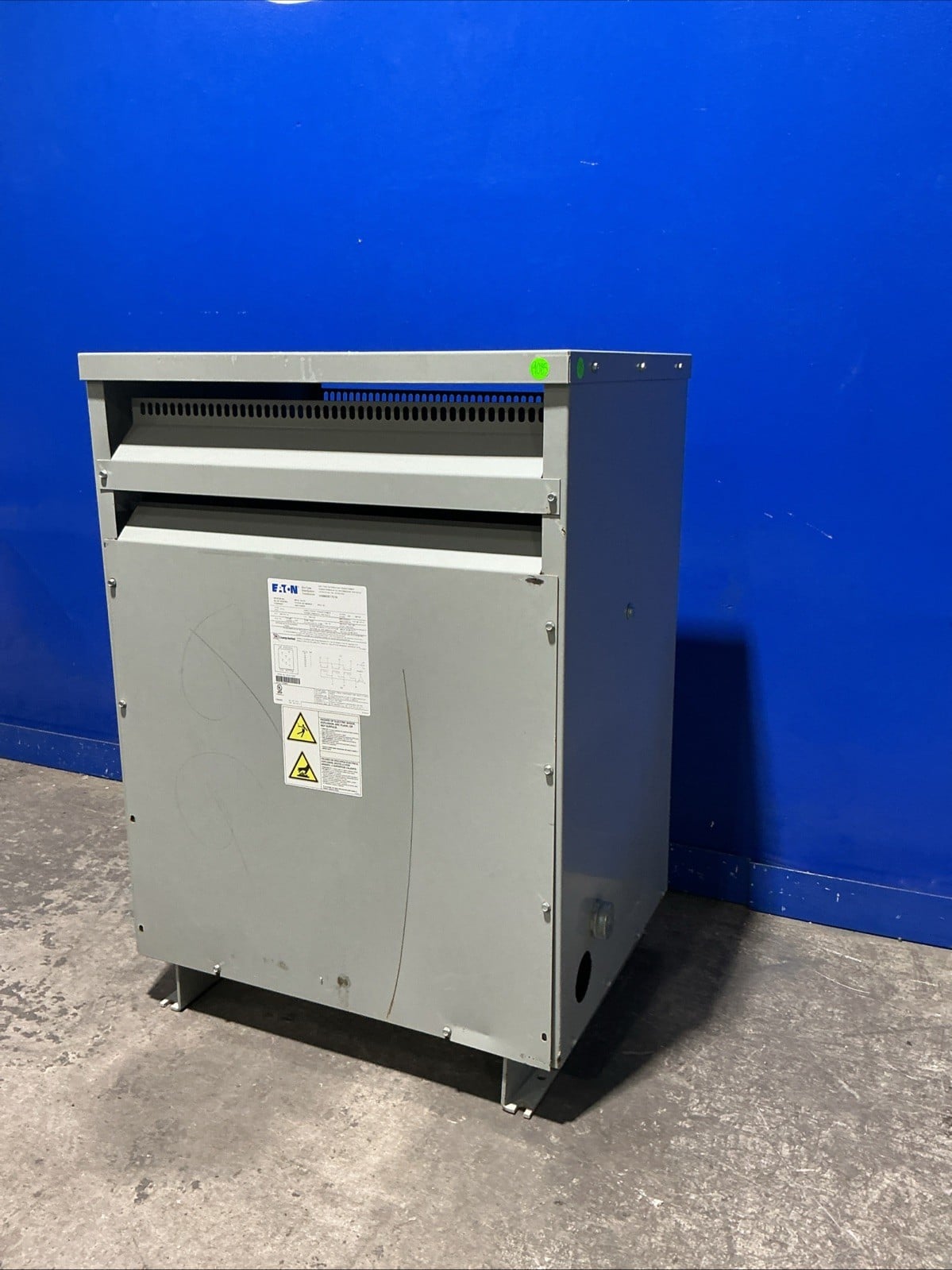 75 KVA 480 Delta Primary, 208Y/120 Secondary, Eaton V48M28T7516, Transformer, 3PH, 60 Hz - Image 3