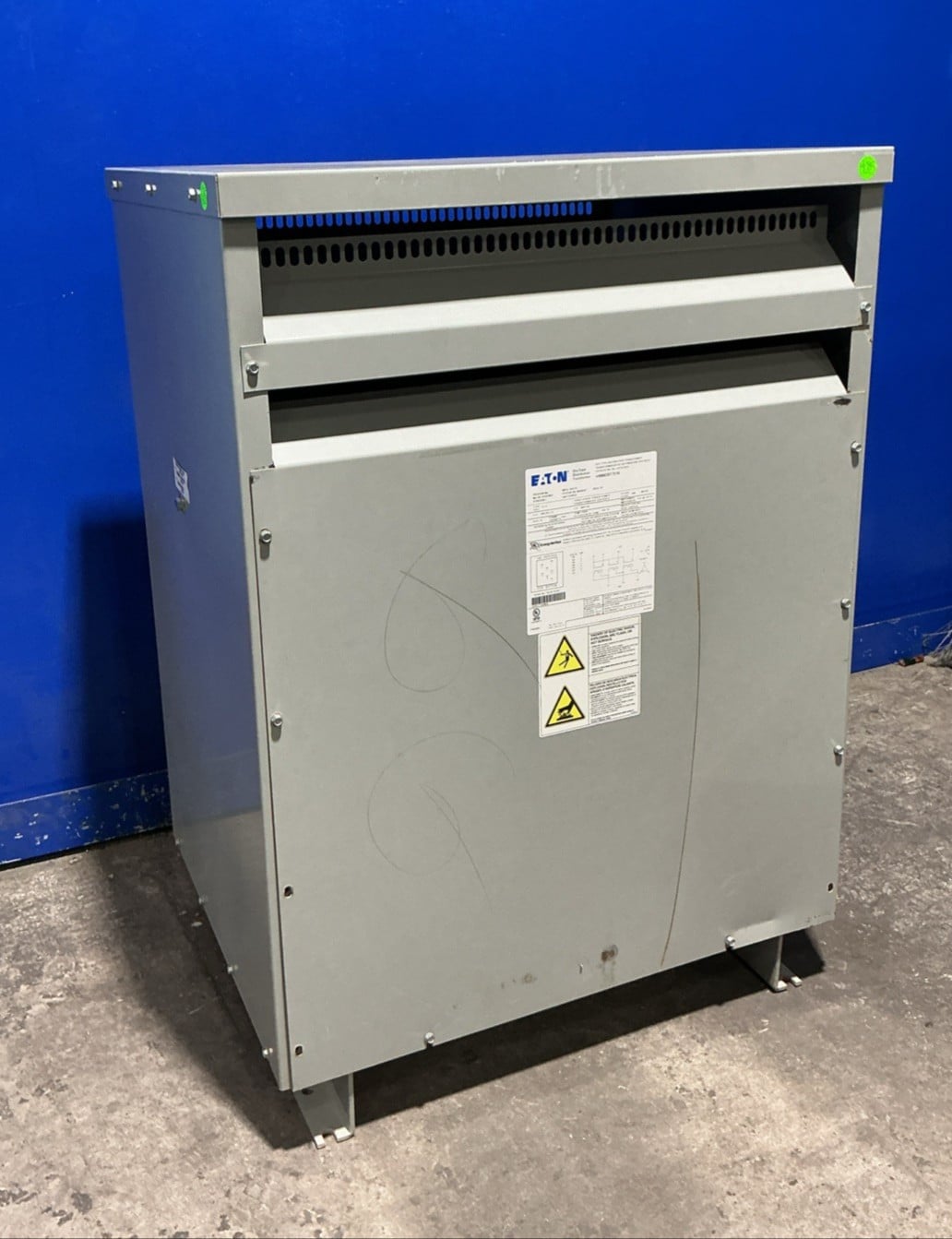75 KVA 480 Delta Primary, 208Y/120 Secondary, Eaton V48M28T7516, Transformer, 3PH, 60 Hz - Image 4