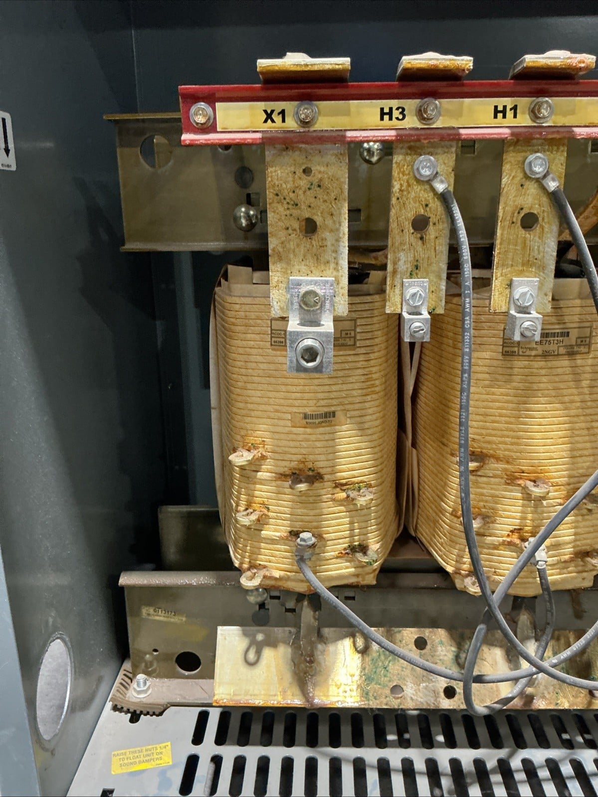 75 KVA 480 Primary, 208Y/120 Secondary, Square D EE75T3H, Dry Type Transformer, 3PH, 60 Hz - Image 6