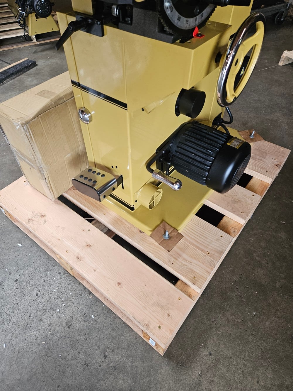 20" Powermatic #PM2013B, ArmorGlide 20" Vertical Bandsaw - New Machine - Image 5