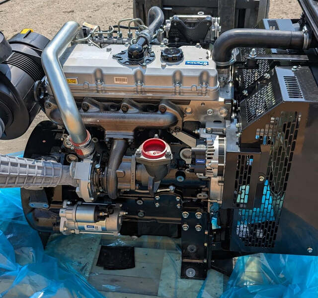 95 HP Perkins, 4 cylinder diesel engine, engine family 1104D-E44T, generator spec ECM, EPA Tier 3, 71 KW @ - Image 1