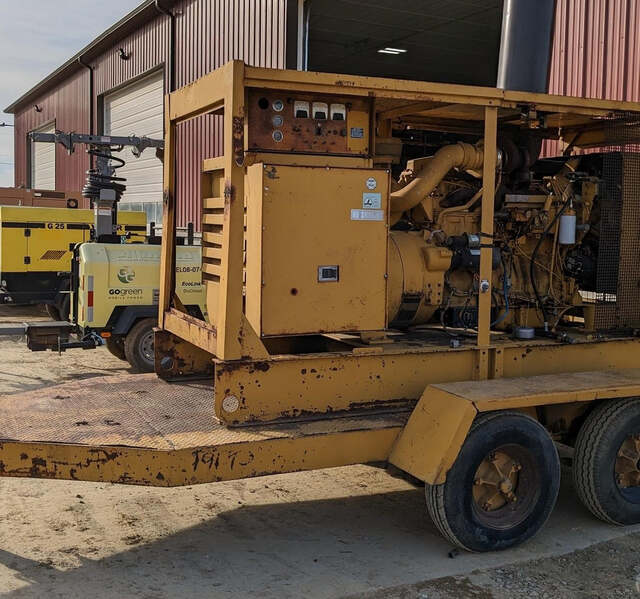 155 KW Caterpillar #3306, towable diesel generator set, 150 gallon base fuel tank, 4716 hours, 1985 - Image 3