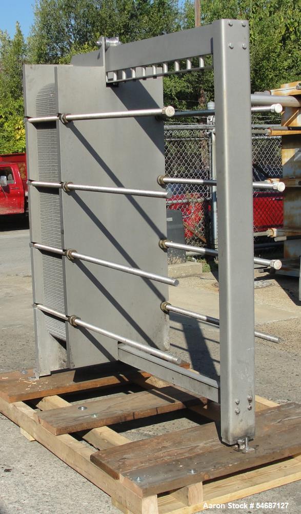 549 sq.ft., Waukesha Cherry Burrell #T60CH-AL, Plate Heat Exchanger, Stainless Steel, 150 psi, (2) 4" - Image 3