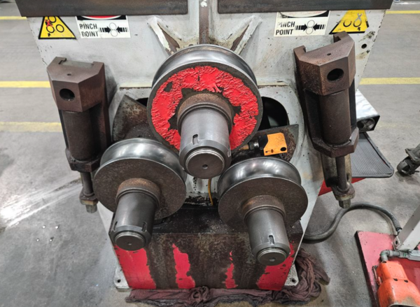 3" x 3" x .31" Simasv #CH-3380, hydraulic angle bending roll, double pinch, 4 KW, 2002 - Image 4