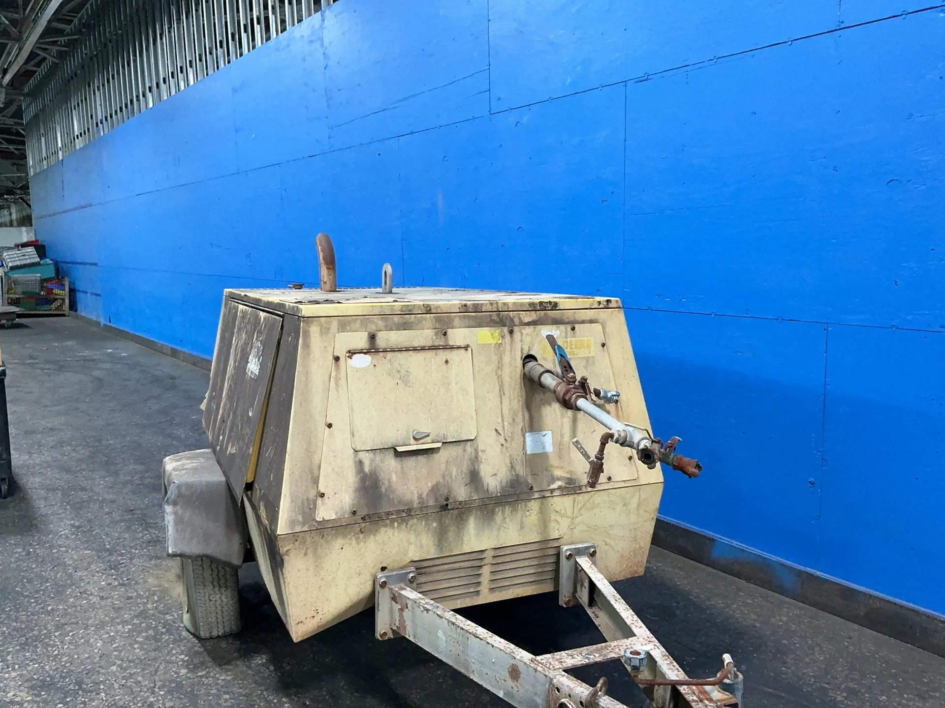 250 CFM, 116 PSIG, Atlas Copco #XAS125, Portable Air Compressor, 2000 - Image 5