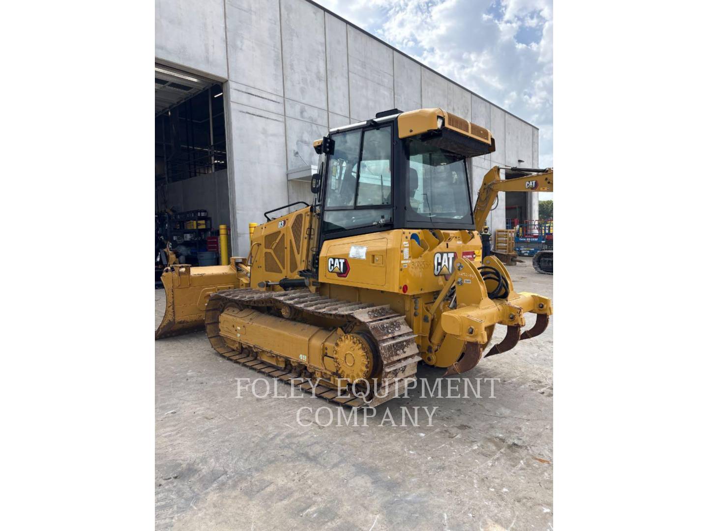Caterpillar D3-12I, 1899 hours, S/N: XKW04457, 2023 - Image 3