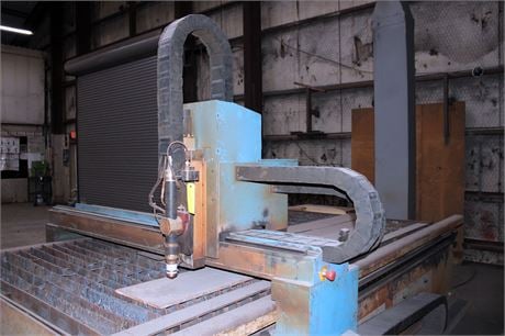 AKS #T0510, CNC plasma cutter, 5' x 10' table, 200 amp, Hypertherm MaxPro 200, replaceable slotted table, air - Image 4
