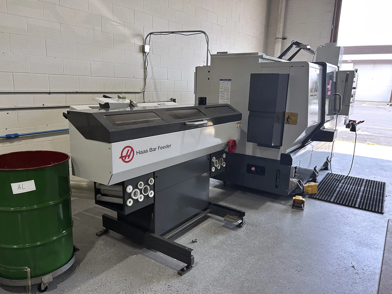 Haas #ST-30Y, CNC lathe, Y-Axis, 21" swing, 13.75" turning diameter, 32.5" cutting length, 10" chuck, 3" bar - Image 4