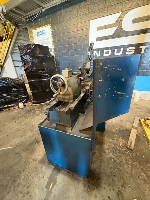 15-1/2" LeBlond #REGAL-SERVO-SHIFT, engine lathe, 9-1/2" swing over cross slide, 12 speeds, 45-1800 RPM, L-1 - Image 5