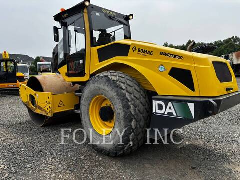 Bomag BW 211 D-5, Vibratory Single Drum Smooth, 1863 hours, S/N: 101586081857, 2020 - Image 4