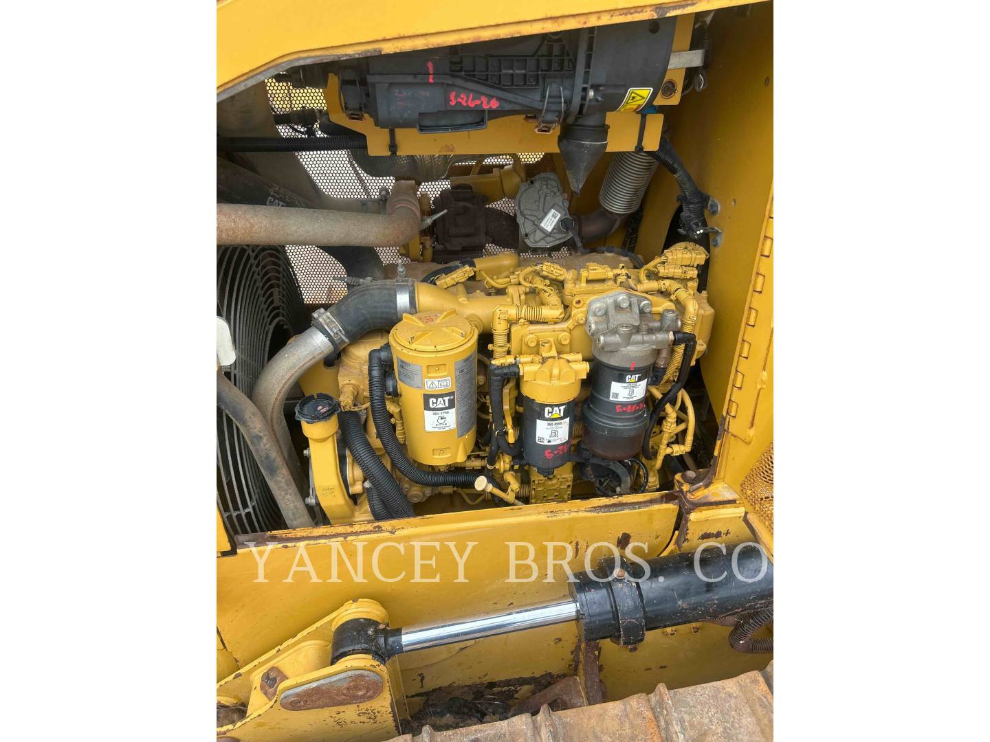 Caterpillar D5K2LGP, 3417 hours, S/N: KY207671, 2019 - Image 7