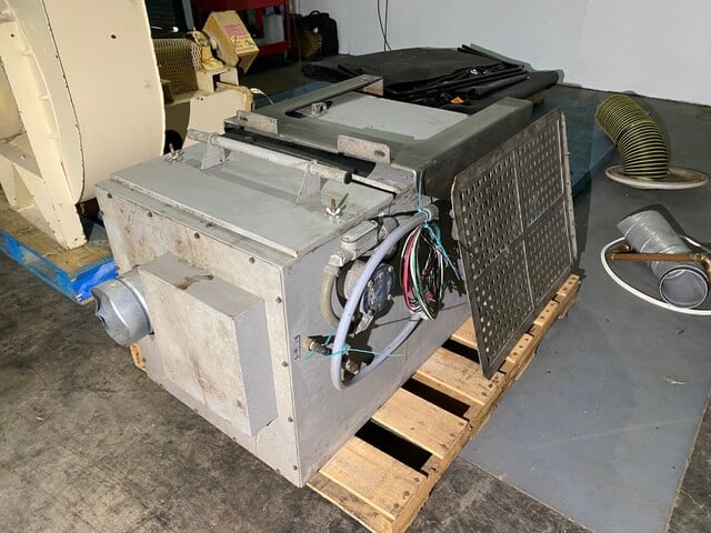500 cfm Small dust collector with fan, as is - Image 2