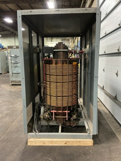 2000/2667 KVA 13200 Primary, 480 Secondary, Square D transformer - Image 4
