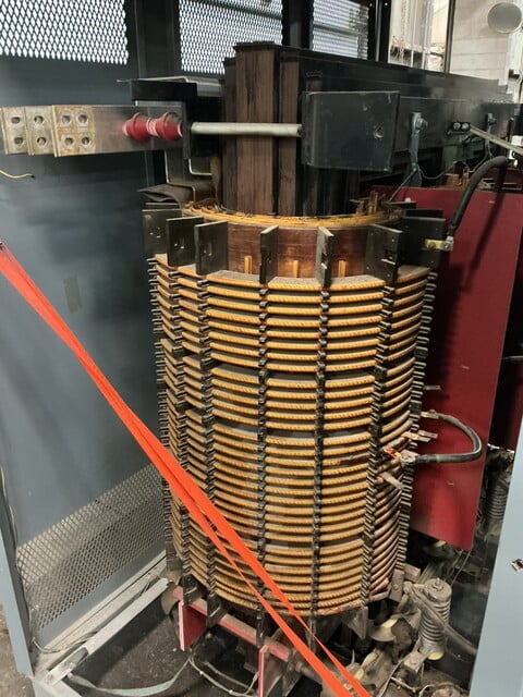 2000/2667 KVA 13200 Primary, 480 Secondary, Square D transformer - Image 9
