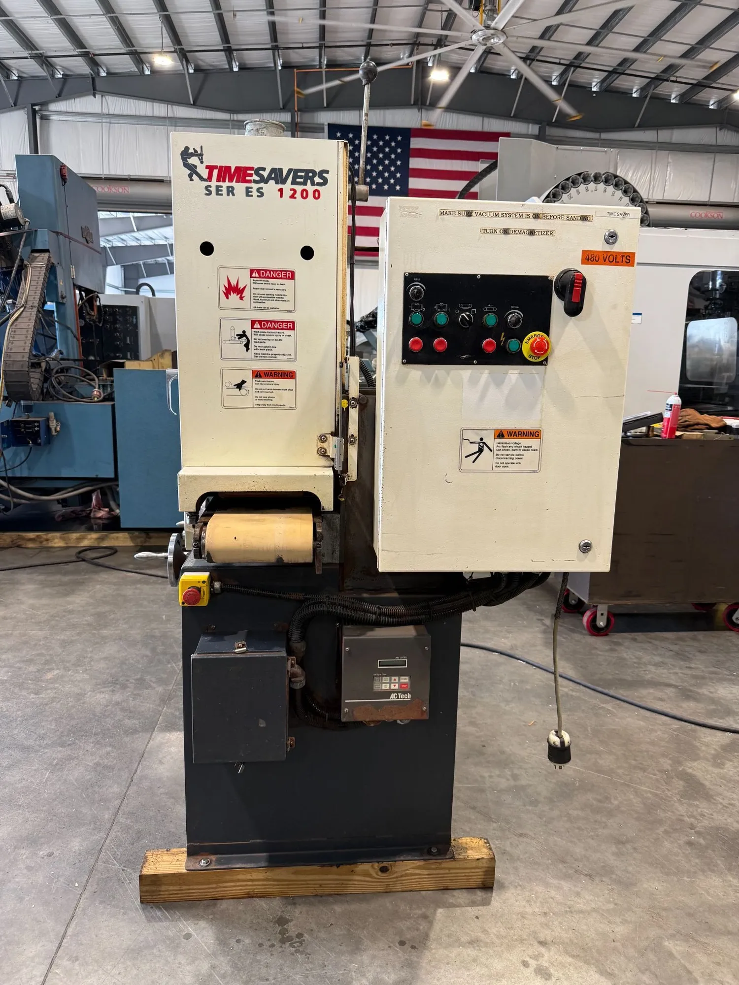 9" Timesavers #1221-11-05, metal belt sander, 15" rotary disc, 0-3" bed opening, 60" belt, 10-30 FPM, (2) - Image 1