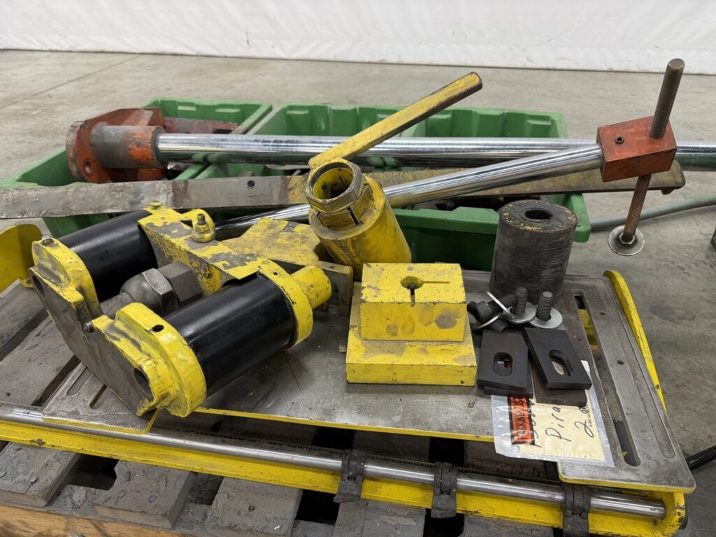 6" x 6" x 5/8" Piranha #P-90, hydraulic ironworker with 2' press brake attachment, 90 ton - Image 10