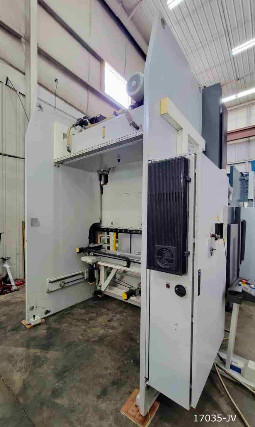 120 Ton, Strippit LVD #120BH08, CNC press brake, 8' overall, 80" between housing, 15.7" stroke, 15.9" throat - Image 4