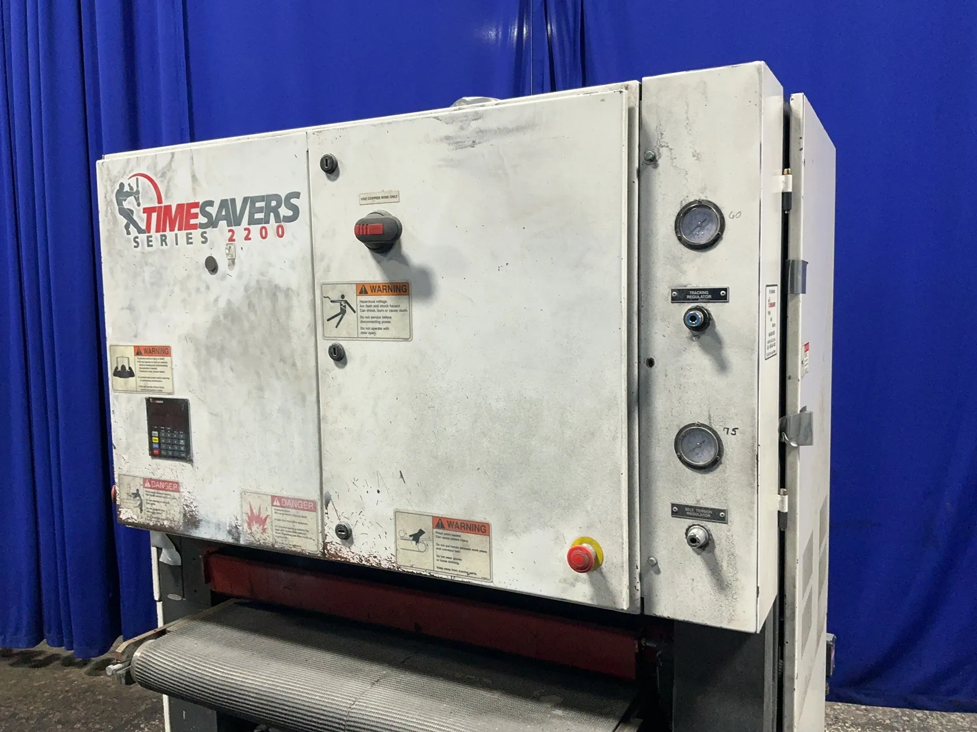 36" x 45" Timesavers #2211-23-0, wide belt sander, digital display, Delta VFD-B, 1 HP, 1420/1740 RPM, 3.4/1.7 - Image 2