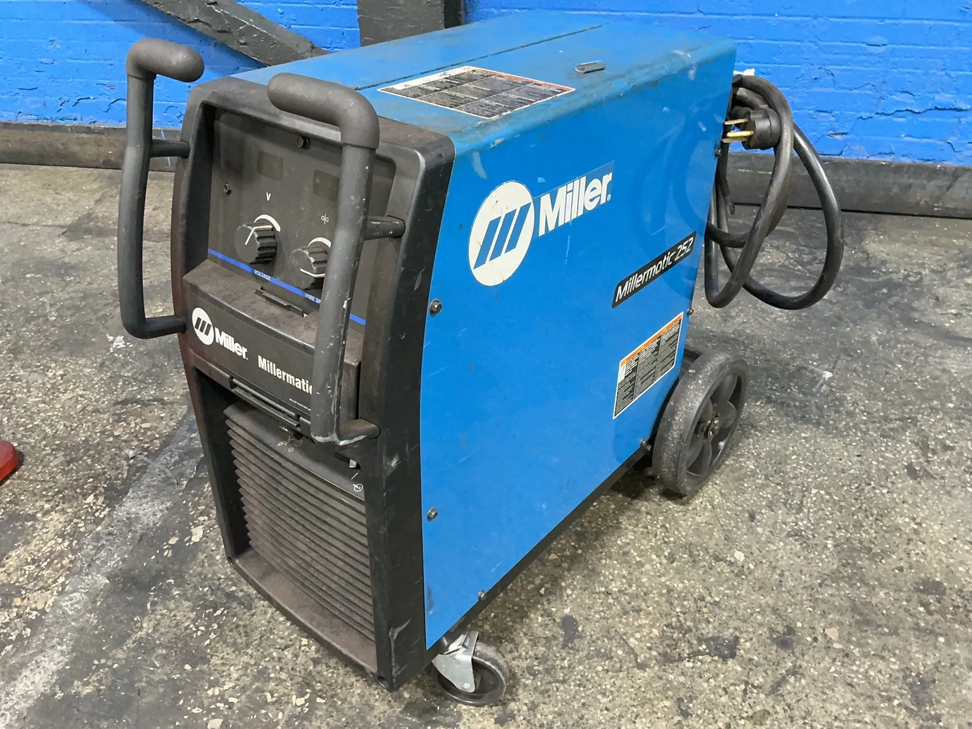 Miller #MILLERMATIC-252, welder, 200 Amp, 208/240 V., 1 Ph., 60 Hz. (2 available) - Image 2