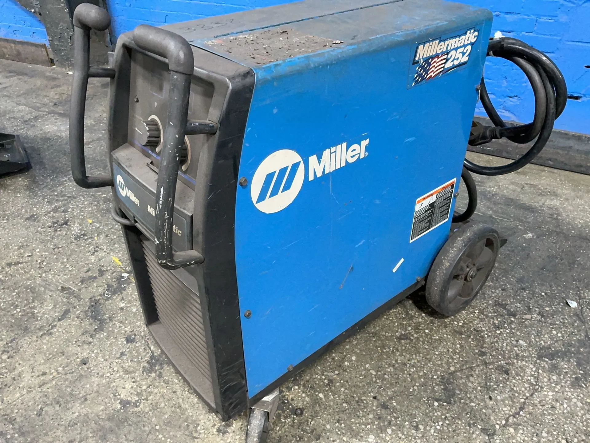 Miller #MILLERMATIC-252, welder, 200 Amp, 7.5 KW, 48/42 A, 200/230 V., 1 Ph., 60 Hz. - Image 2