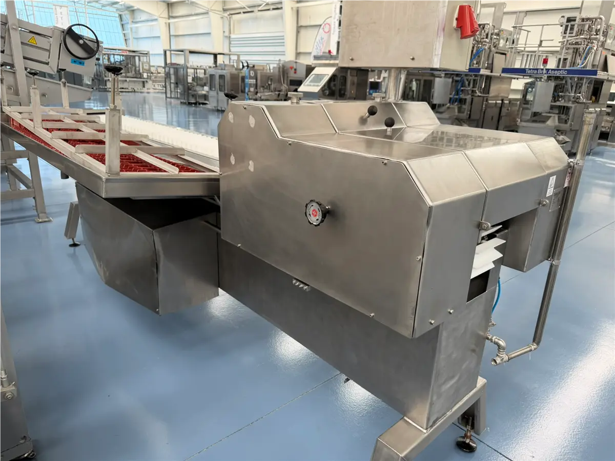Carrera, sardine heading & gutting machine, Stainless Steel, vacuum gutting, fish up to 600 gr, w/ vacuum - Image 3