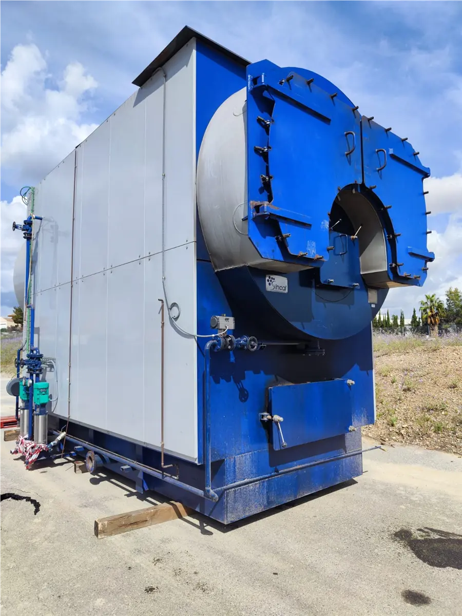 320 HP Sincal, biomass steam boiler, 11023 lbs/hr steam (5000 kg/h), pellet burner, w/ vertical water pump - Image 5