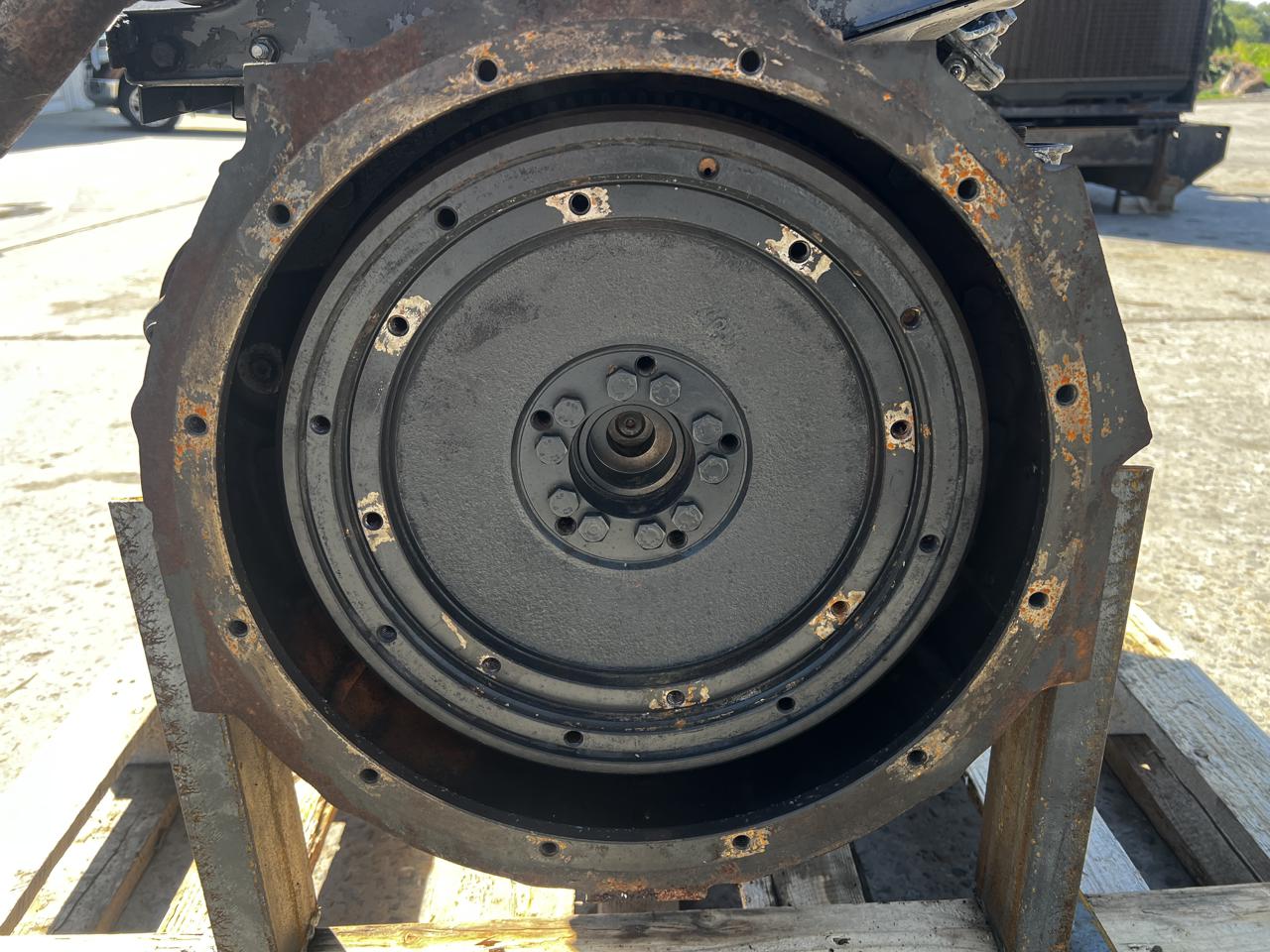 110 HP Deutz #BF4L913, Turbo Diesel Engine, fan housing broken, 11-1/2" flywheel, 3500 hours, 1995 - Image 4