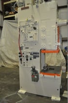 90 Ton, Niagara #E90S, 9" stroke, 18" Shut Height, 39" x25" bed, 46 SPM, 2" bolster, floor standing - Image 2