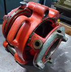 2.5" - 4" Ridgid #141, geared pipe threader, one set of dies, jam-proof for reliable power, drive pinion - Image 6