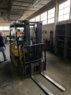 5000 lb. Caterpillar #2P5000, Propane Forklift, 10'10" max height, hard tire, side shift - Image 3