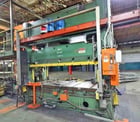 200 Ton, Pacific #200-D10-36, hydraulic press, 18" stroke, 126" BH, 20" windows, 30 HP, light curtains - Image 1