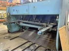 .5" x 12' Chicago, power squaring shears, 6' squaring arm, 2 support arms, 19 holddowns, 1976 - Image 2