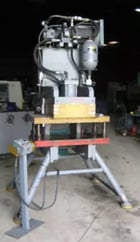 15 Ton, Continental, hydraulic press, 18" x 40" bed, 5" stroke, 15 HP hydraulic system, 220/440 V. - Image 1