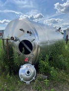 2500 gallon Stainless Steel mix tank, 84" dia. x 104" straight side, dish top, flat bottom - Image 6