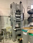 250 Ton, Minster #90-250, knuckle joint press, 3" stroke, 1/2" adjustment, 13-3/4" x 12" ram, 24" x 18" bed - Image 2
