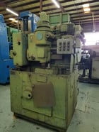 Fellows #4GS, gear shaper, 1" riser, 6" dia., 2" stroke, 3" spdl, cutter adaptor, change gears - Image 2