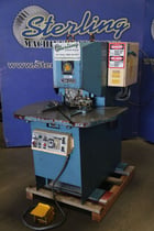 1/4" x 8" x 8" Amada #CSH-220, hydraulic heavy duty notcher, work guide, 5 HP, one shot lube, #A6960 - Image 2