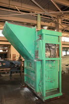 30" x 48" x 44" General #314-48L-16, hydraulic vertical baler - Image 2