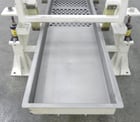 18" wide x 11' long, Deamco vibratory feeder, 4" deep, fiberglass springs - Image 4