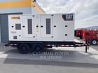 375 KW Caterpillar #XQ425, mobile diesel generator set, 1800 RPM, 480 Volts, 8564 hours, 2019 - Image 2