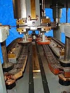 Resina #U40-484, Capper, 31.5 mm wide Capacity chute, 0.33 HP motor, (8) .20 HP and 1140 RPM Rotors - Image 7