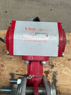 5" Flowline PTFE butterfly valve with pneumatic actuator for food processing, chemical & sanitary applications - Image 7