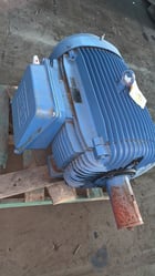 200 HP 1780 RPM WEG, Frame 447T, TEFC, 1.15 service factor, 460 Volts, New Surplus - Image 4