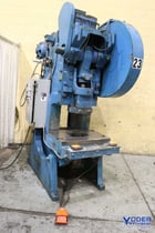 56 Ton, Minster #6, OBI press, 6" stroke, 10" Shut Height, 21" x32" bed, air clutch, 5 HP, #72834 - Image 1