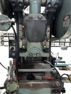 60 Ton, Federal #5, single crank flywheel OBI press, 4" stroke, 12.25" Shut Height, 2.5"adj., 10" throat, 90 - Image 7